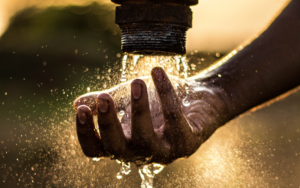 Read more about the article How to Find Clean Water in a City During an Emergency or Crisis